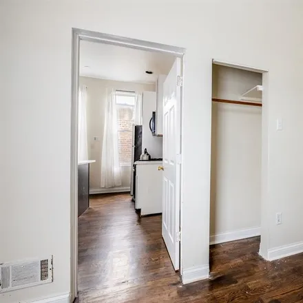Image 4 - 2527 West Division Street, Chicago, IL 60622, USA - Room for rent