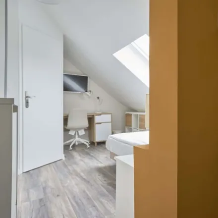 Image 2 - 285 Avenue de Dunkerque, 59160 Lomme, France - Room for rent