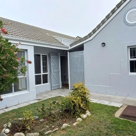 Image 4 - Swallow Street, Flamingo Vlei, Cape Town, 7441, South Africa - Townhouse for rent