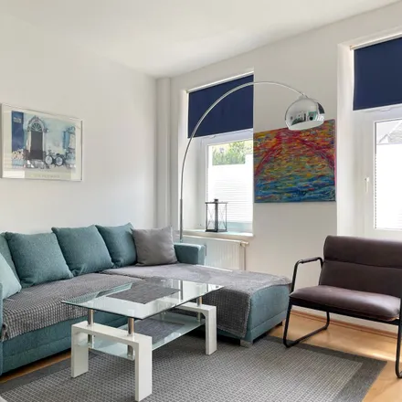 Rent this 3 bed apartment on Städtelner Straße 5 in 04416 Markkleeberg, Germany