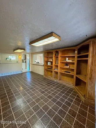 Image 7 - 1355 East Placita Rebecca, Nogales, AZ 85621, USA - House for sale