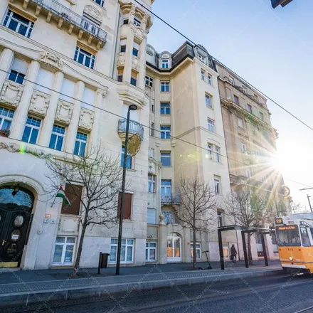 Image 6 - Cziráky-udvar, Budapest, Erzsébet tér, 1051, Hungary - Apartment for rent