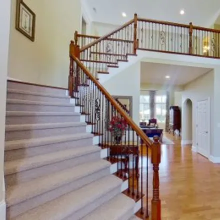 Buy this 6 bed apartment on 11331 Hanbury Manor Boulevard in Sagamore, Noblesville
