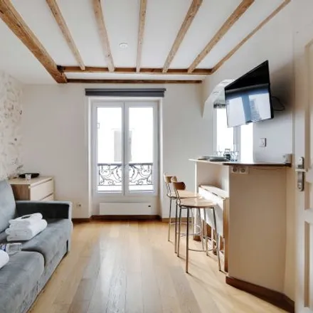 Image 2 - 158 Rue du Faubourg Saint-Denis, 75010 Paris, France - Apartment for rent