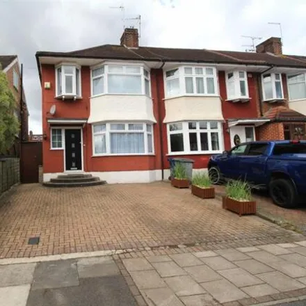 Buy this 3 bed house on 84 Woodfield Drive in London, EN4 8PE