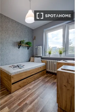 Rent this 6 bed room on Egejska in 02-764 Warsaw, Poland