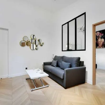 Image 3 - 11 Rue du Colisée, 75008 Paris, France - Apartment for rent