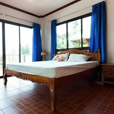 Rent this 6 bed house on Puerto Galera in 5221 Mimaropa Oriental Mindoro, Philippines