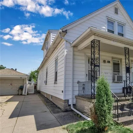 Image 3 - 175 Crocker Street, Village of Sloan, Buffalo, NY 14212, USA - Apartment for sale