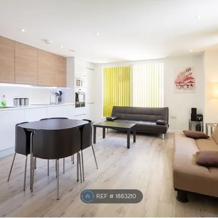 Image 5 - 339 Hills Road, Cambridge, CB2 0QT, United Kingdom - Apartment for rent