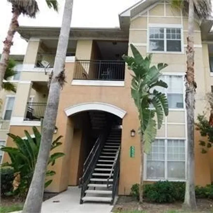 Rent this 2 bed apartment on 5423 Wingate Drive in Oak Ridge, FL 32839