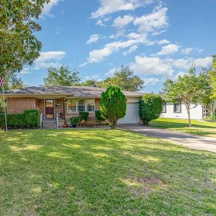 Buy this 3 bed house on 1826 Baxley Drive in Carrollton, TX 75006