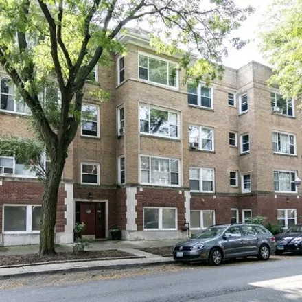 Buy this 2 bed condo on 7655-7657 North Greenview Avenue in Chicago, IL 60626