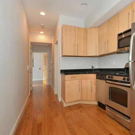 Image 2 - 300 Monroe Street, Hoboken, NJ 07030, USA - Apartment for rent