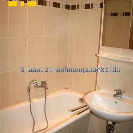 Image 9 - Barbarossastraße 90, 09112 Chemnitz, Germany - Apartment for rent