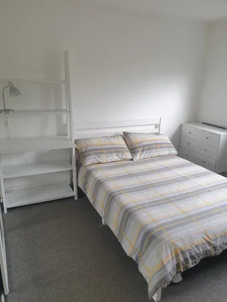 Image 6 - Glen Nevis, East Kilbride, G74 2BL, United Kingdom - Apartment for rent