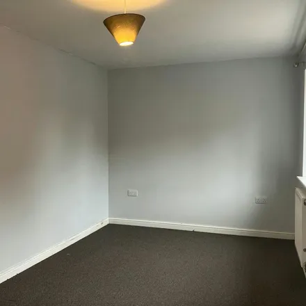 Image 7 - Silverbirch Close, Ansley Common, CV10 0XW, United Kingdom - Apartment for rent