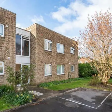 Buy this 2 bed apartment on Girdlestone Close in Oxford, OX3 7NS