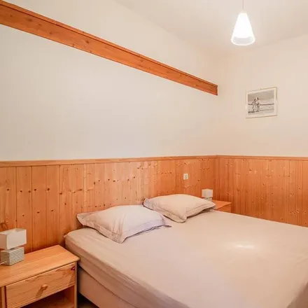 Rent this 2 bed house on Passage de la Ravire in 73110 La Table, France