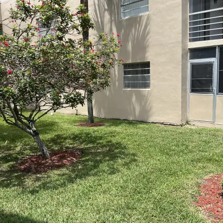 Buy this 1 bed condo on 507 Normandy Lane in Kings Point, Palm Beach County