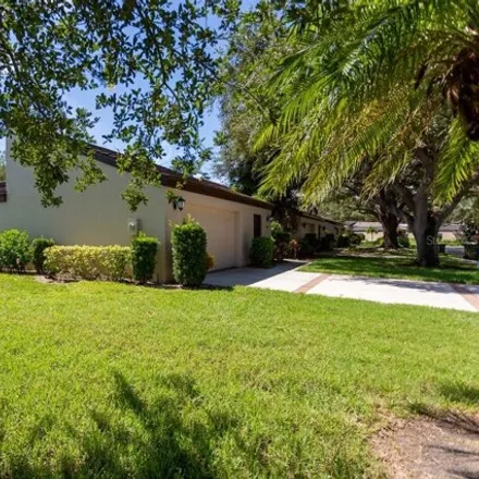 Image 5 - 3830 Glen Oaks Manor Dr, Sarasota, Florida, 34232 - House for sale