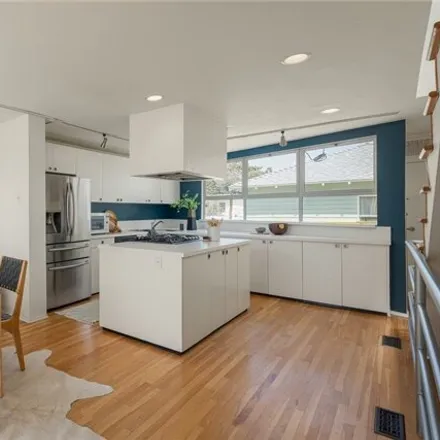 Image 4 - Grant Place, Santa Monica, CA 90405, USA - Townhouse for sale