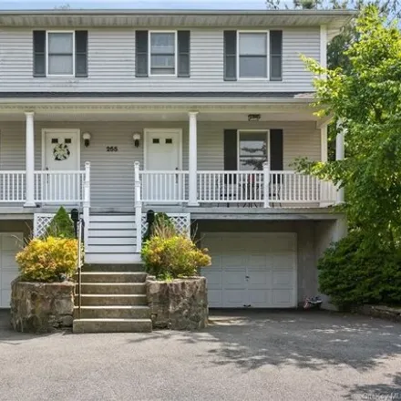 Image 1 - 255 Central Ave, Rye, New York, 10580 - Townhouse for rent