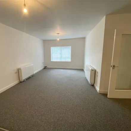 Image 2 - St. Lukes House, Emerson Way, Bristol, BS16 7AR, United Kingdom - Room for rent