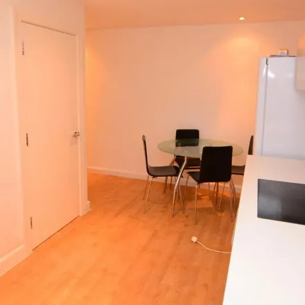 Image 7 - 8 Hereford Road, Old Ford, London, E3 2FQ, United Kingdom - Apartment for rent