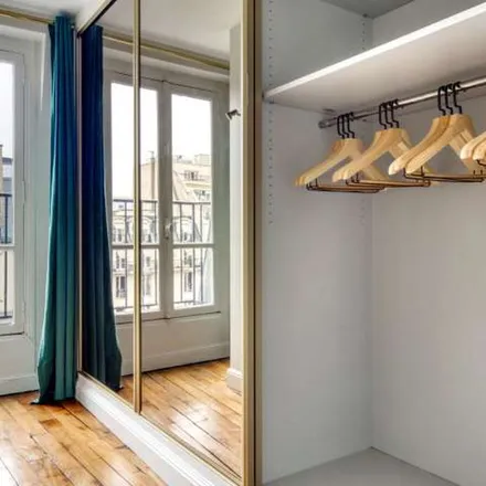 Image 5 - 3 Rue Ballu, 75009 Paris, France - Apartment for rent