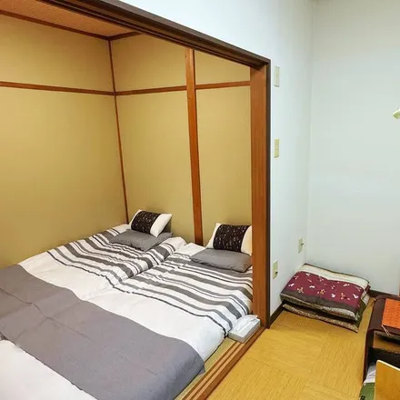 Rent this 2 bed house on Shimamatsu Chitose Line in 信濃一丁目, Chitose
