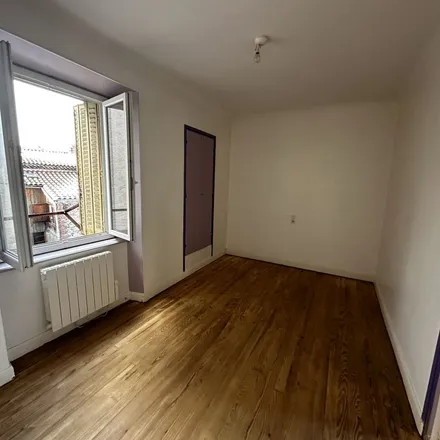 Rent this 2 bed apartment on 9 Rue du Marché in 43100 Brioude, France