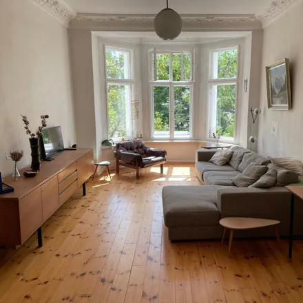Rent this 3 bed apartment on Görlitzer Straße 65 in 10997 Berlin, Germany