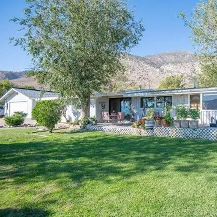 Buy this 3 bed house on 1 West Axford Lane in Inyo County, CA 93514
