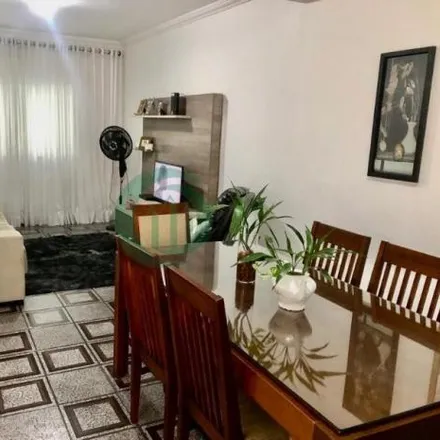 Buy this 2 bed house on Avenida Dom Pedro I in Vila Pires, Santo André - SP