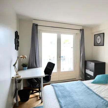 Rent this 4 bed room on 49 Rue Pétion in 75011 Paris, France