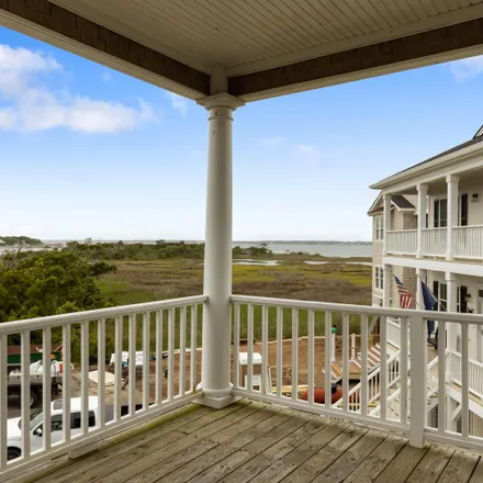 Image 4 - 114 Coral Bay Court, Atlantic Beach, Carteret County, NC 28512, USA - House for sale