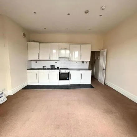 Image 1 - Kenwood Road, Gorse Hill, M32 8PG, United Kingdom - Apartment for rent