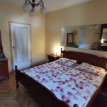 Rent this 1 bed apartment on Kaštel Gomilica in Ulica fra Fulgencija Careva, 21213 Grad Kaštela