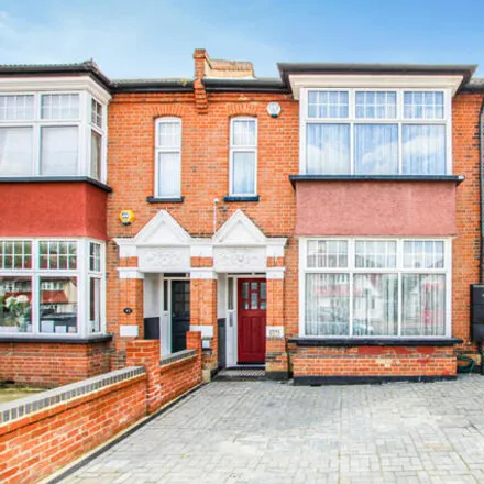 Buy this 4 bed duplex on 41 Southwood Road in London, SE9 3QE
