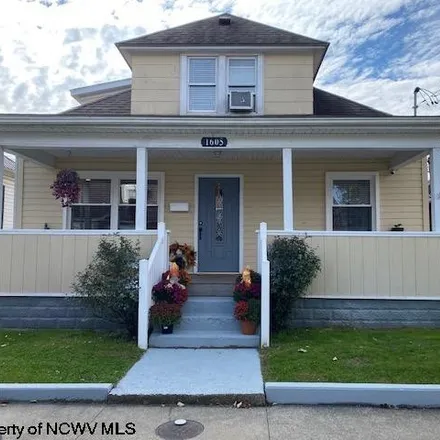 Buy this 3 bed house on 1605 Williams Avenue in Clarksburg, WV 26301