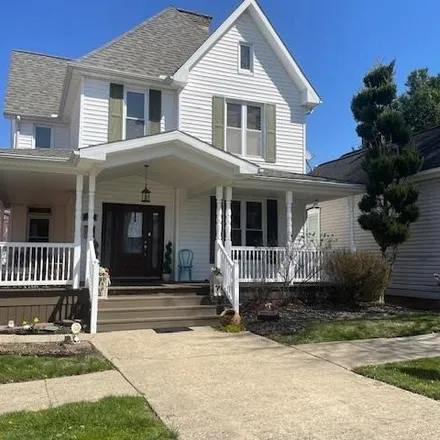 Buy this 3 bed house on 284 Pearl St in Jackson, Ohio