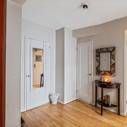 Image 6 - 88-01 35th Avenue, New York, NY 11372, USA - Apartment for sale
