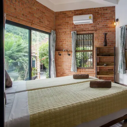 Rent this 4 bed house on Changwat Bueng Kan 81000