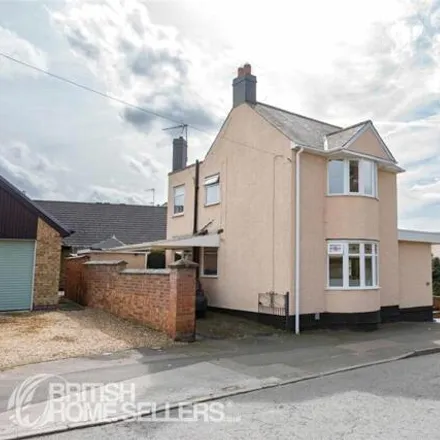Image 1 - Beeches, 1-7 Beech Close, Kettering, NN14 2XQ, United Kingdom - House for sale