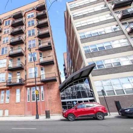 Rent this 1 bed condo on 521 South Jefferson Street in Chicago, IL 60607