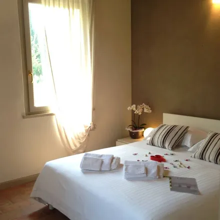 Rent this 1 bed apartment on 46040 Monzambano Mantua
