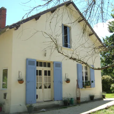 Buy this 3 bed house on 27 Avenue de la Bastide in 24500 Eymet, France