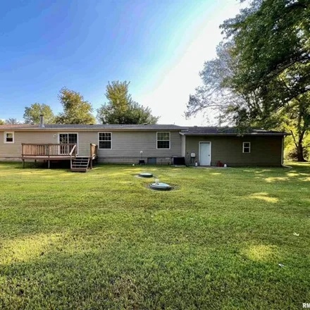 Image 4 - 10281 Burbank Street, Pershing, Franklin County, IL 62896, USA - House for sale