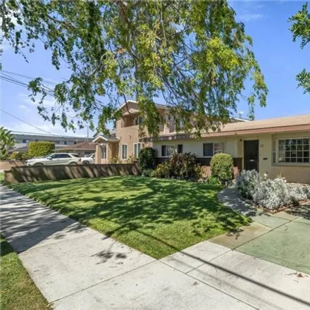 Image 2 - 1581 West 218th Street, Los Angeles, CA 90501, USA - House for sale